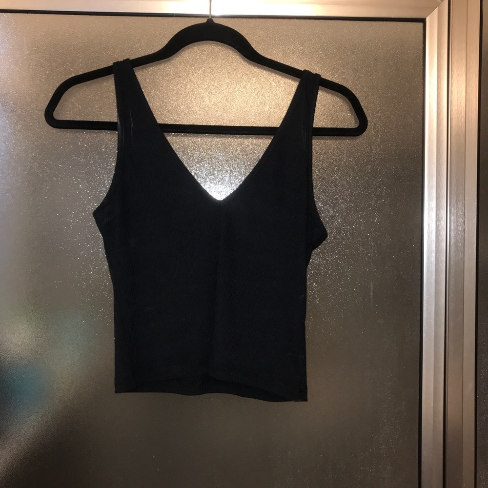 NWOT -Double V Ribbed Tank